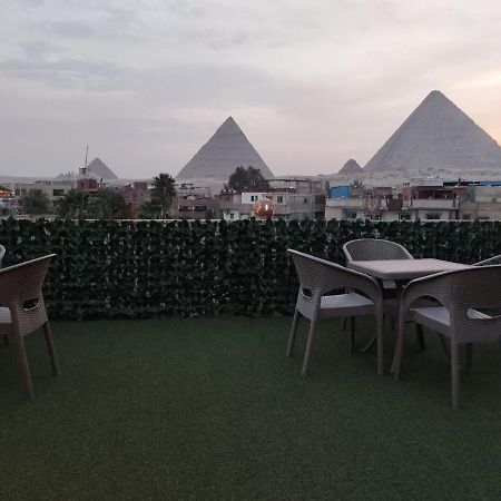 Bed and Breakfast Three Golden Pyramids Каїр Екстер'єр фото